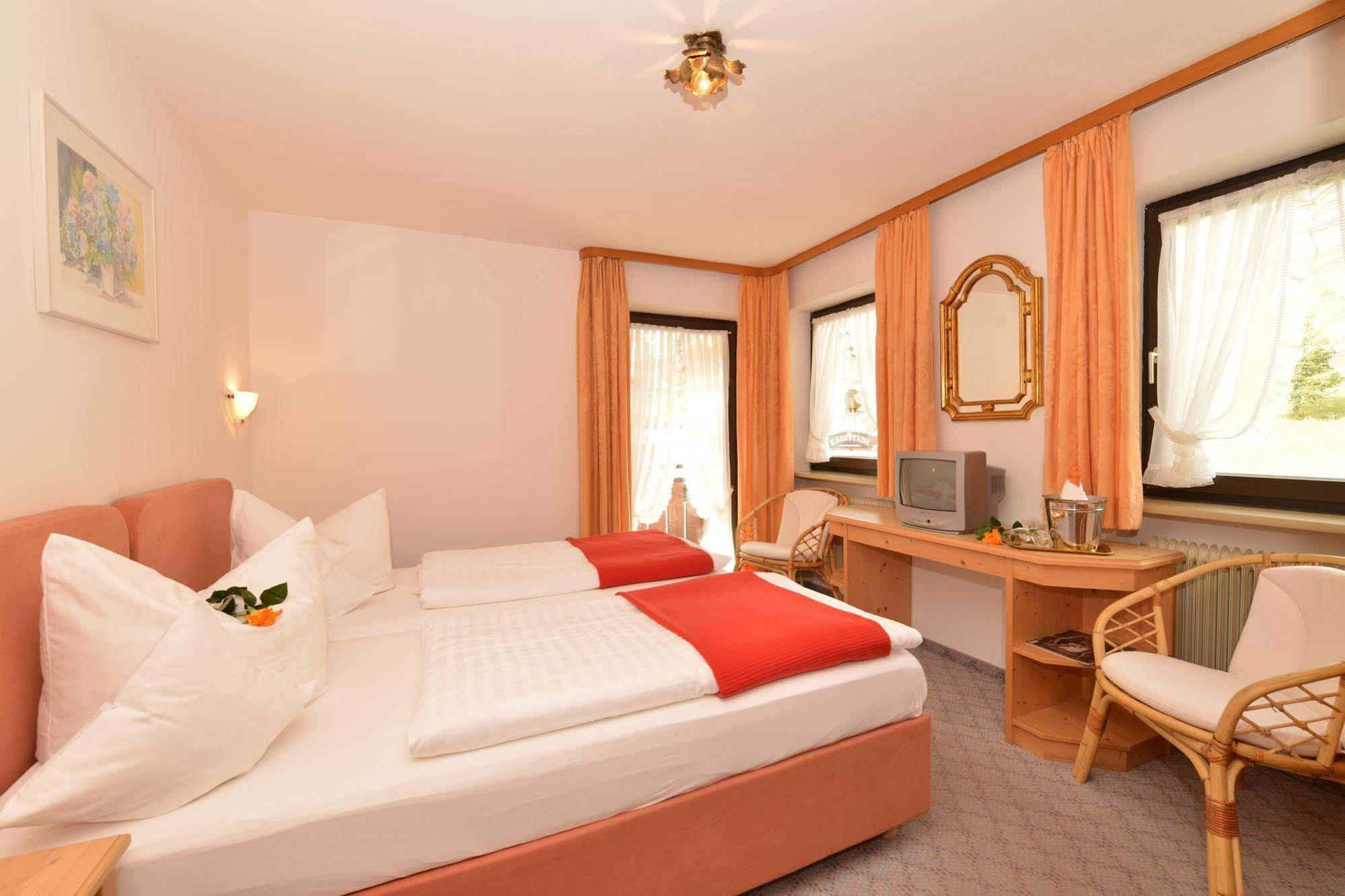 Hotel Adler Garni Hirschegg  Zewnętrze zdjęcie